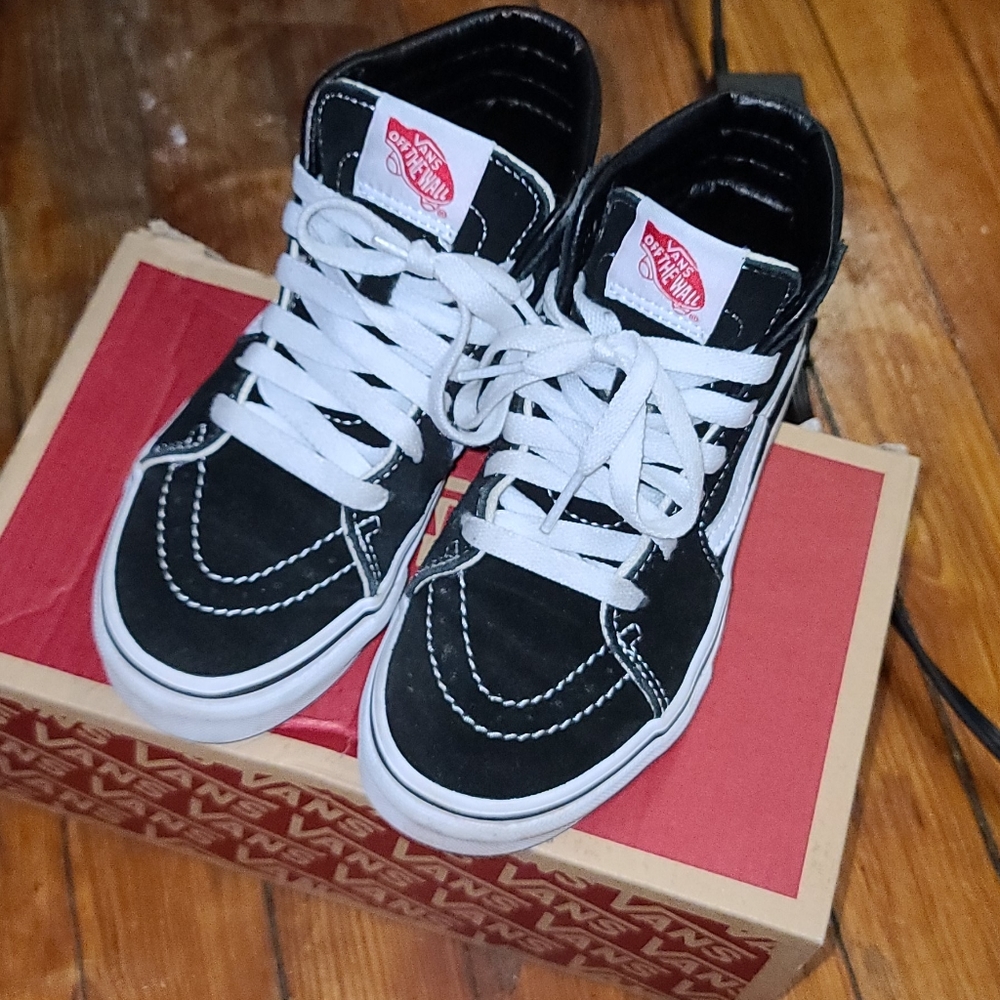 Vans off the wall unisex kids size 1.5